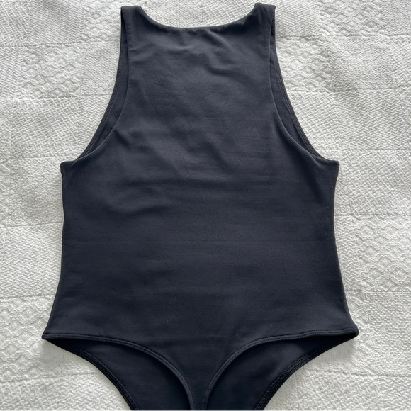 Babaton Black Contour 90s Bodysuit Sleek High Neck Sleeveless size Large - Picture 11 of 14